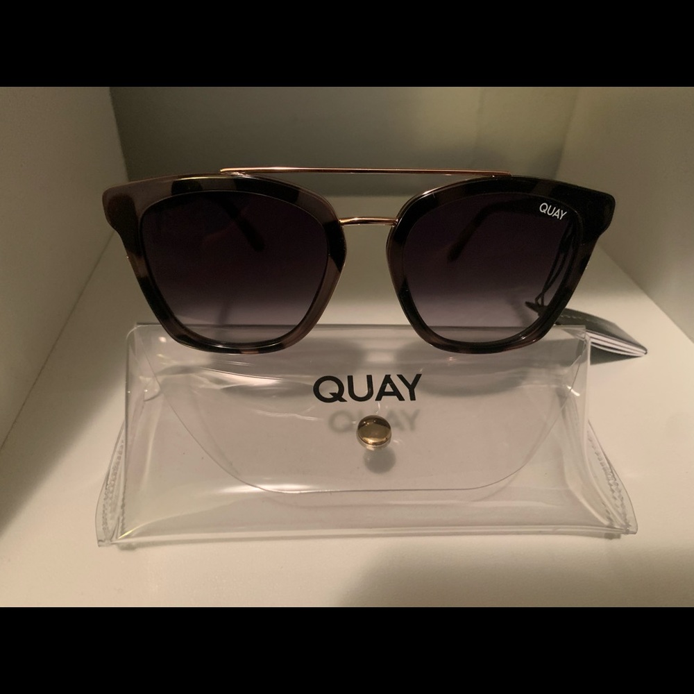 Quay Australia Sweet Dreams Sunglasses NWT
